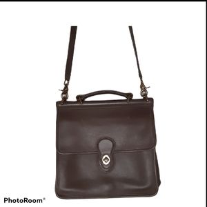 Vintage Coach Willis purse 9927